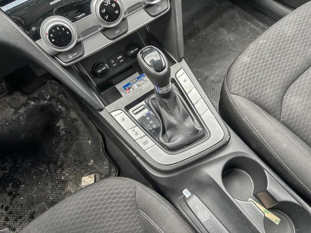 2020 Hyundai Elantra Preferred Photo