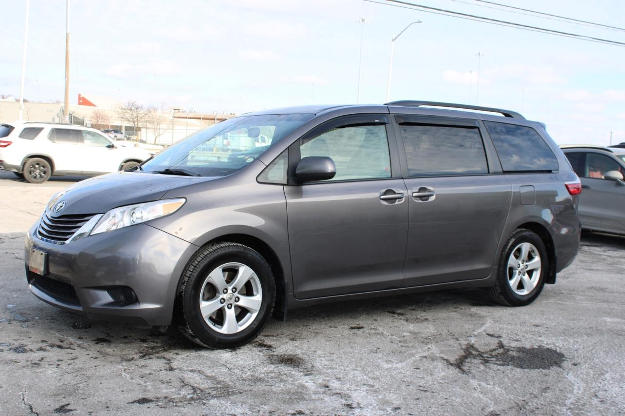 2017 Toyota Sienna LE 8-Passenger   No Accident   Safety Certified Photo