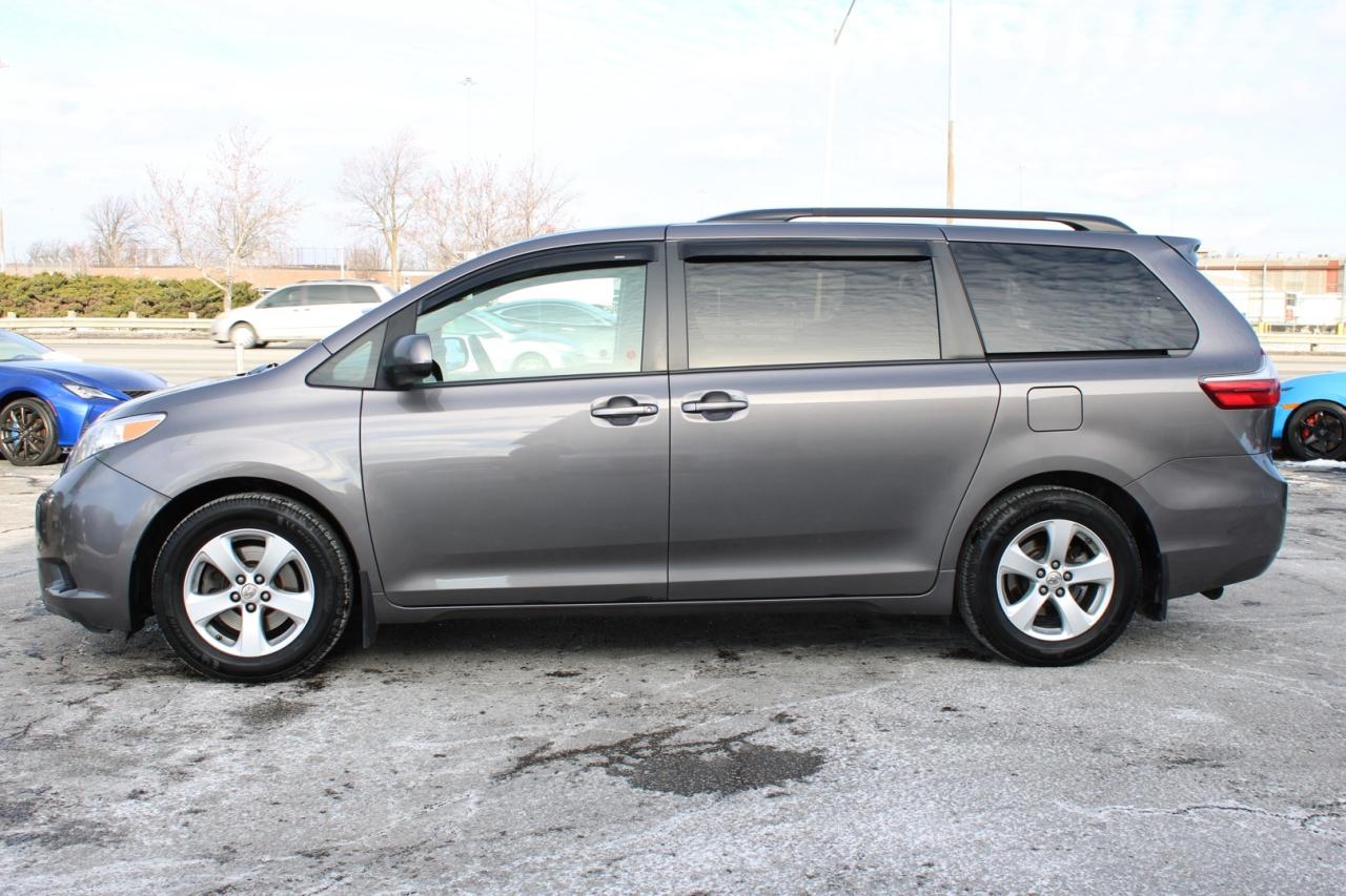 2017 Toyota Sienna LE 8-Passenger   No Accident   Safety Certified Photo3