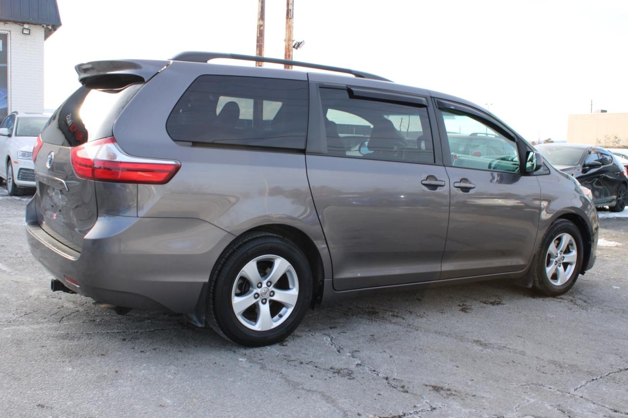 2017 Toyota Sienna LE 8-Passenger   No Accident   Safety Certified Photo