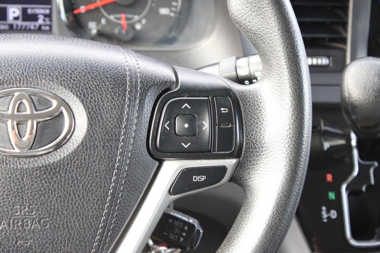 2017 Toyota Sienna LE 8-Passenger   No Accident   Safety Certified Photo