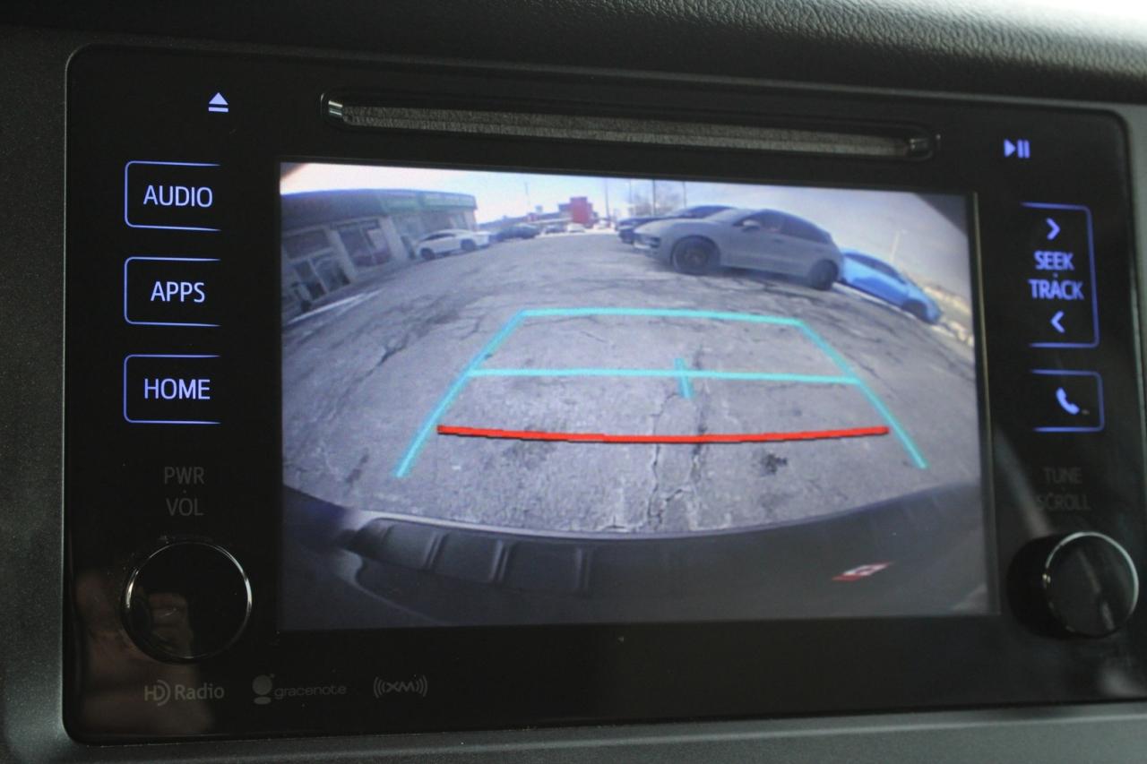 2017 Toyota Sienna LE 8-Passenger   No Accident   Safety Certified Photo