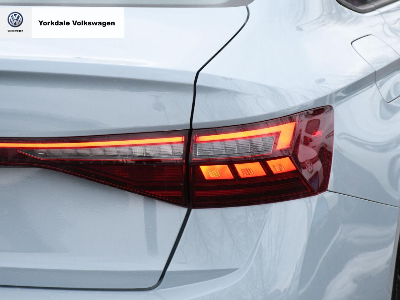 2025 Volkswagen Jetta GLI  Photo