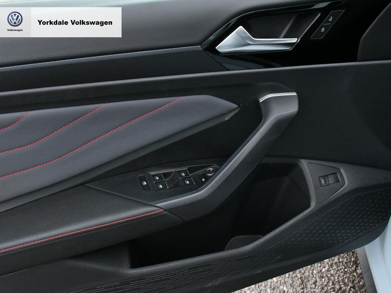 2025 Volkswagen Jetta GLI  Photo