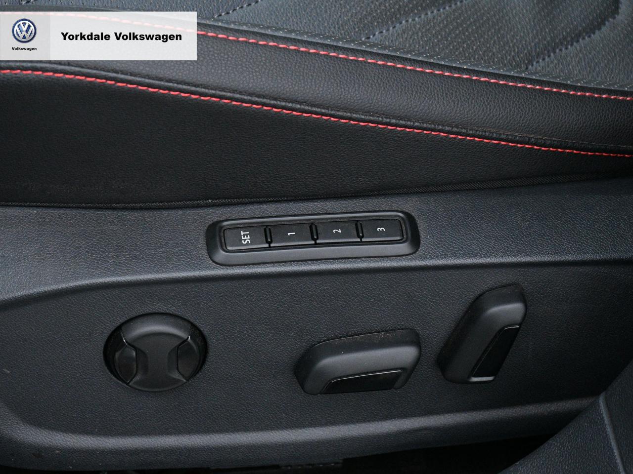 2025 Volkswagen Jetta GLI  Photo