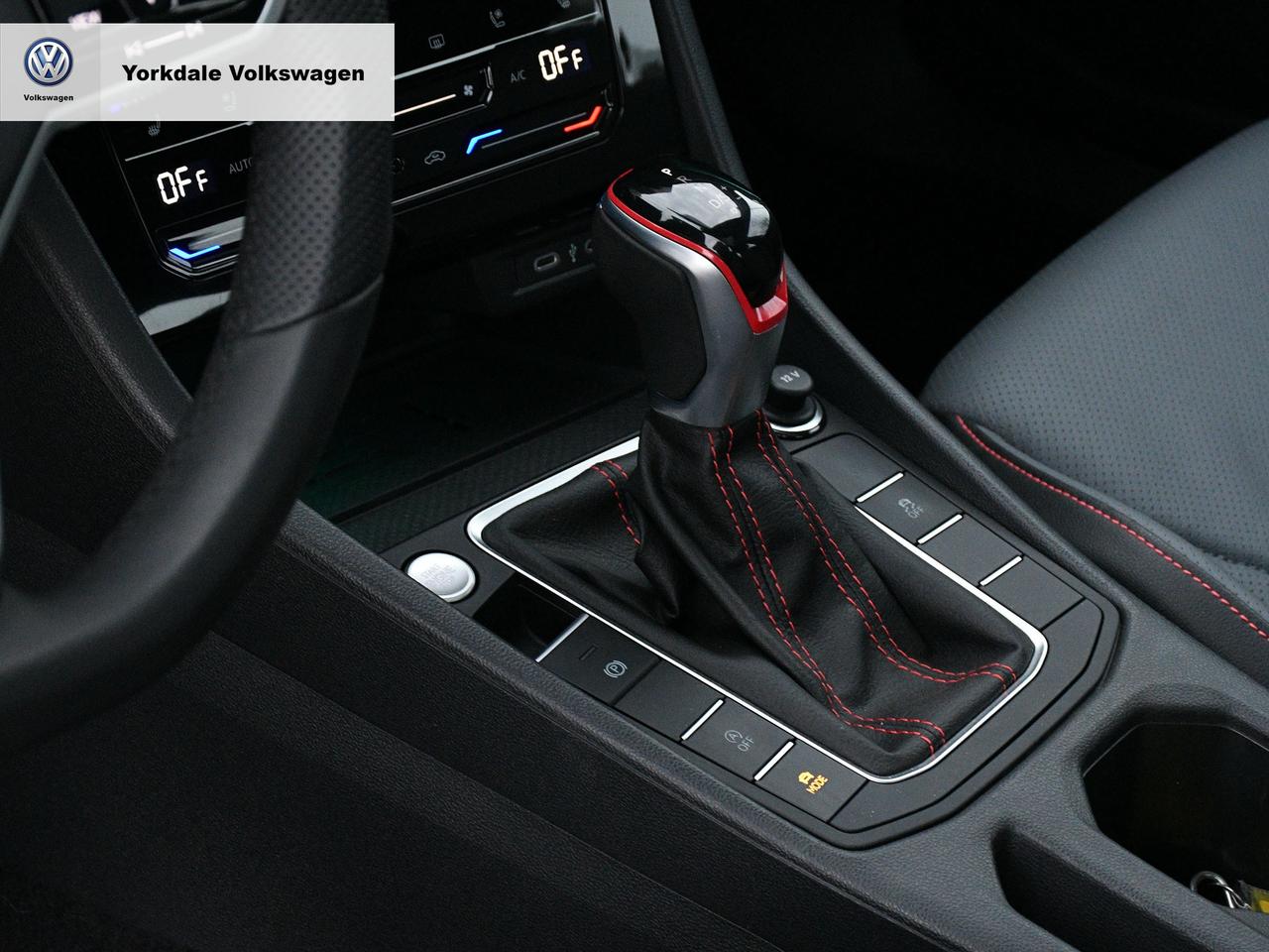 2025 Volkswagen Jetta GLI  Photo