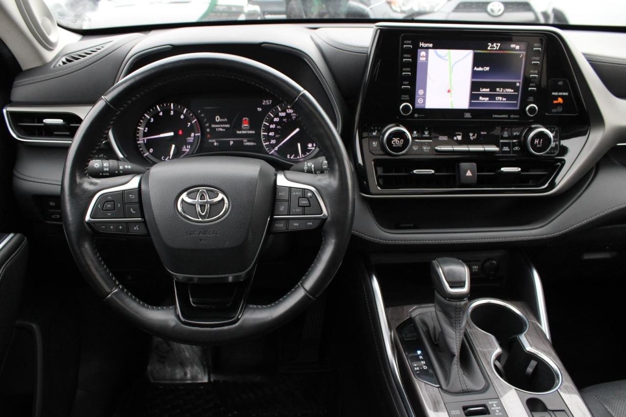 2020 Toyota Highlander Limited AWD   No Accident   Clean Carfax   Safety Photo
