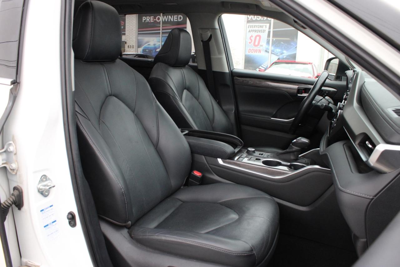 2020 Toyota Highlander Limited AWD   No Accident   Clean Carfax Photo