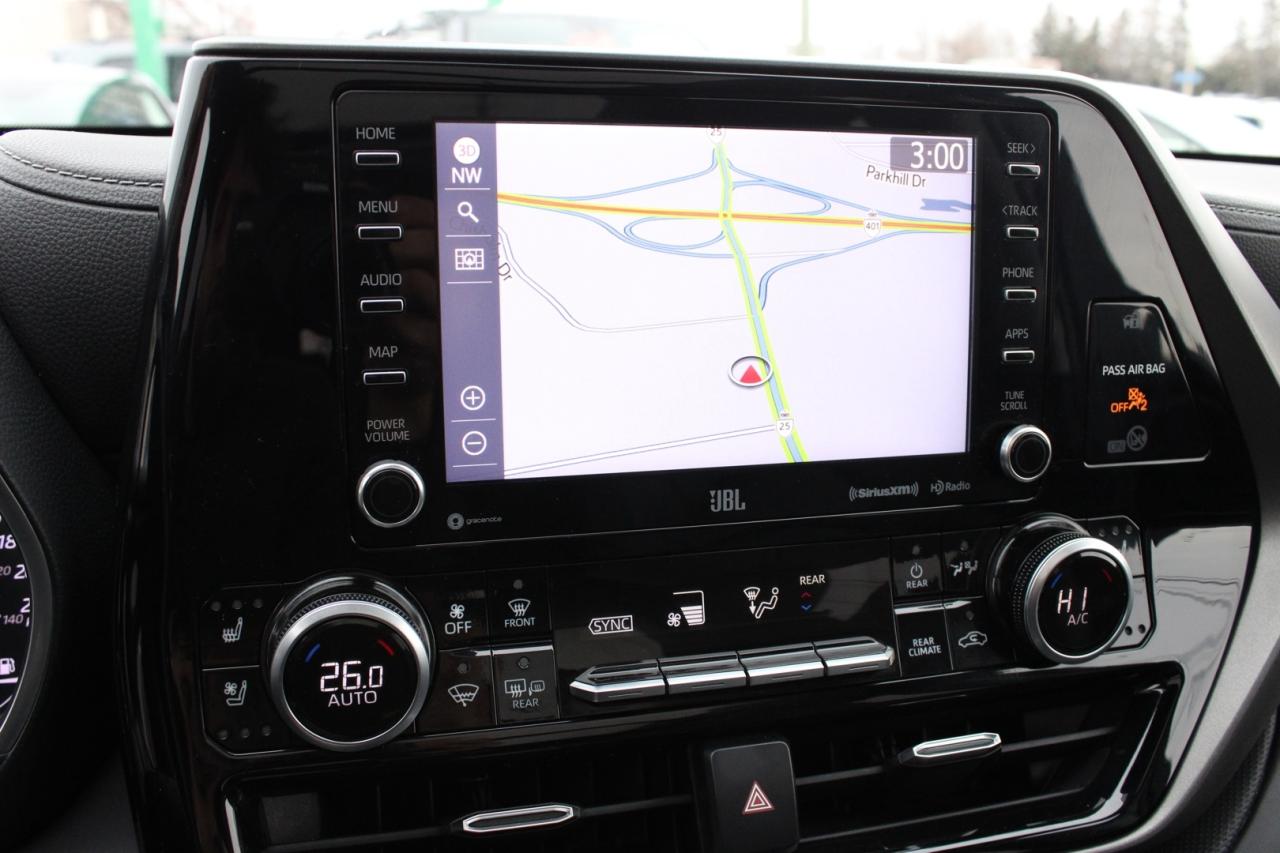 2020 Toyota Highlander Limited AWD   No Accident   Clean Carfax   Safety Photo