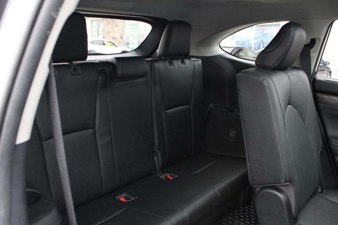 2020 Toyota Highlander Limited AWD   No Accident   Clean Carfax Photo