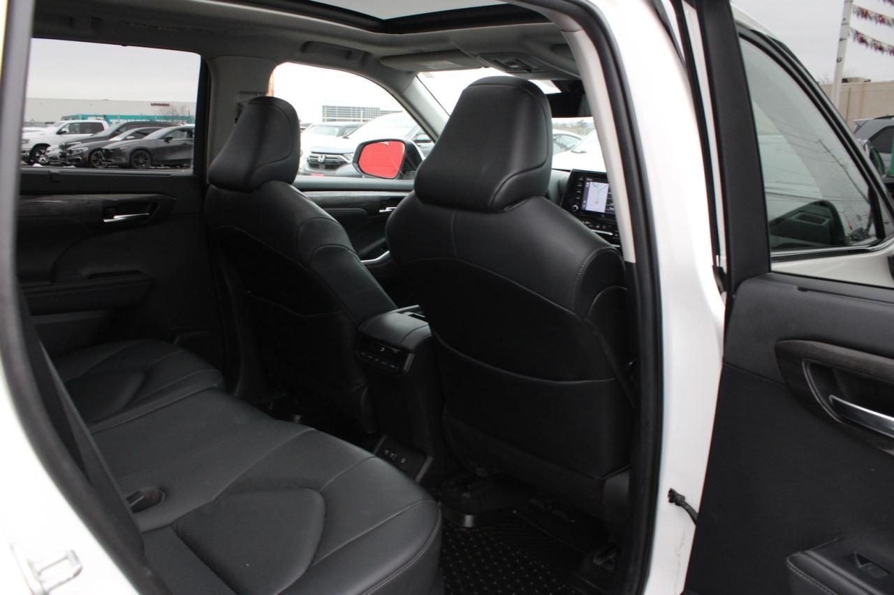 2020 Toyota Highlander Limited AWD   No Accident   Clean Carfax   Safety Photo