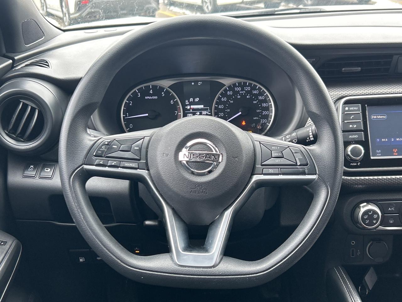 2018 Nissan Kicks S Photo