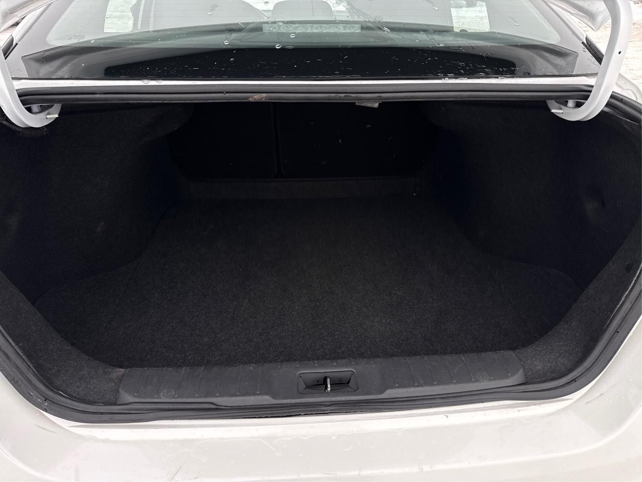 2023 Nissan Sentra HEATED SEATS CRUISE REAR CAM WE FINANCE ALL CREDIT Photo