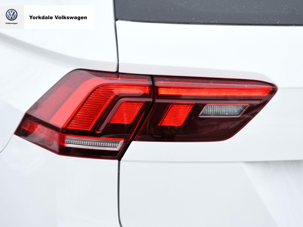 2022 Volkswagen Tiguan 4Motion Photo