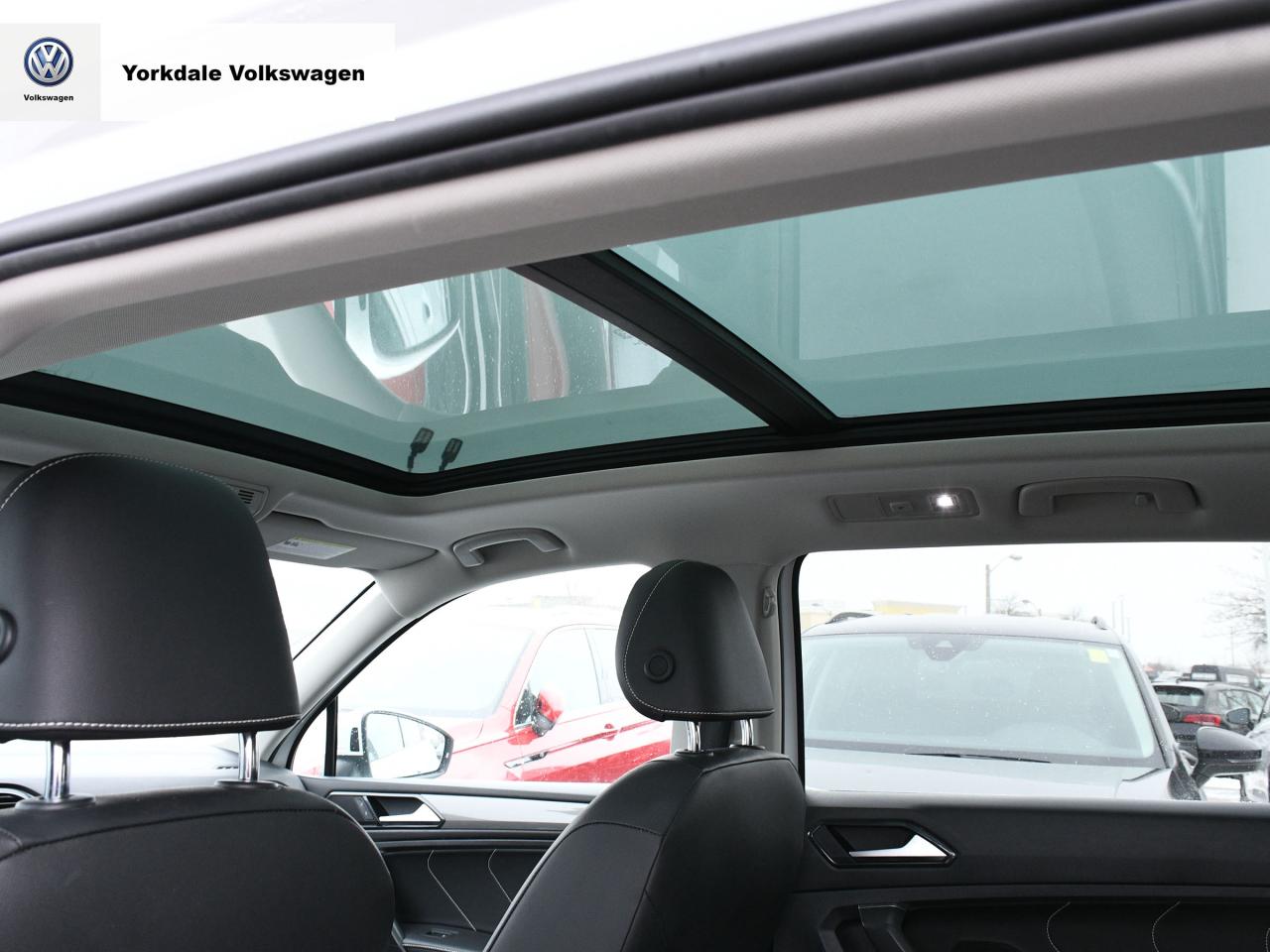 2022 Volkswagen Tiguan 4Motion Photo