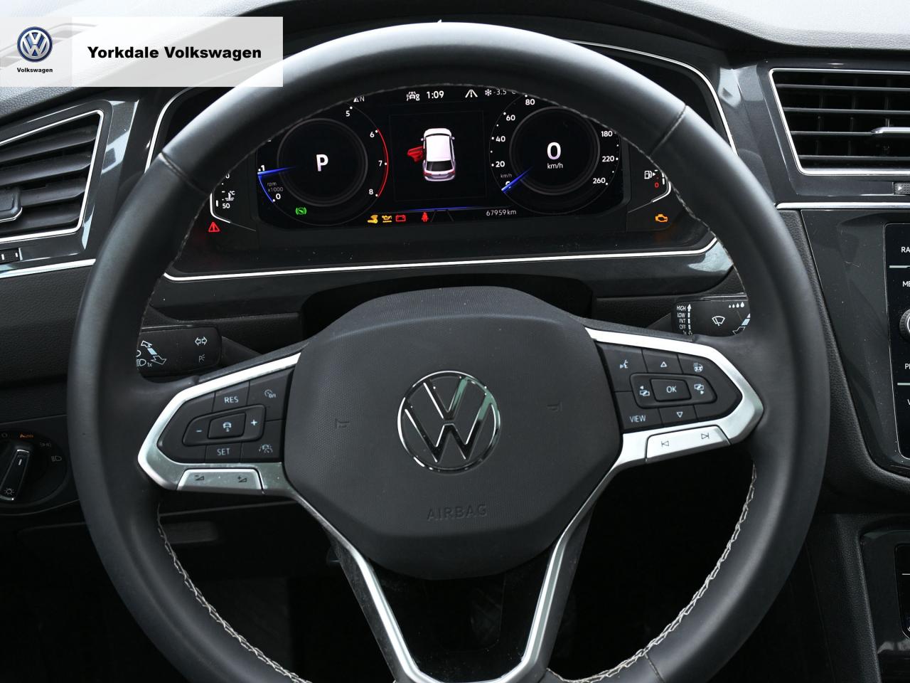 2022 Volkswagen Tiguan 4Motion Photo
