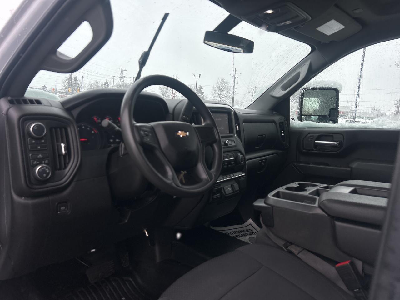 2023 Chevrolet SILVERADO 2500HD Crew Cab 159  Work Truck Photo