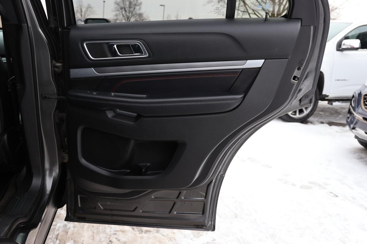 2017 Ford Explorer SPORT-AWD-7PASS-R START/NAV/PANOROOF/LEATHER/BLIS/ Photo