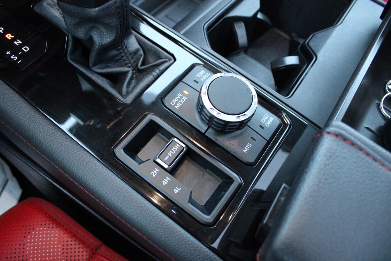 2022 Toyota Tundra TRD PRO CrewMax 4WD Red Interior NO Accident Certi Photo