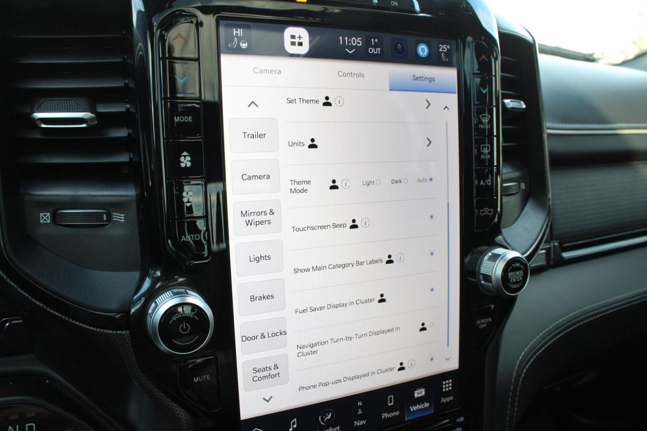 2023 RAM 1500 Limited Crew Cab 4WD   No Accident   Safety Certif Photo