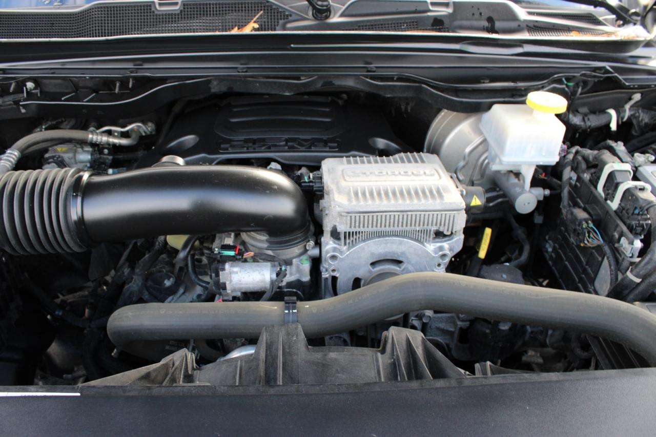 2023 RAM 1500 Limited Crew Cab 4WD   No Accident   Safety Certif Photo