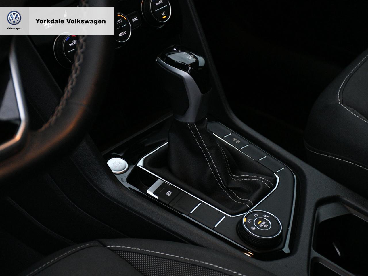 2024 Volkswagen Taos  Photo