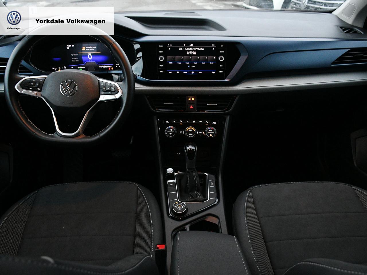 2024 Volkswagen Taos  Photo