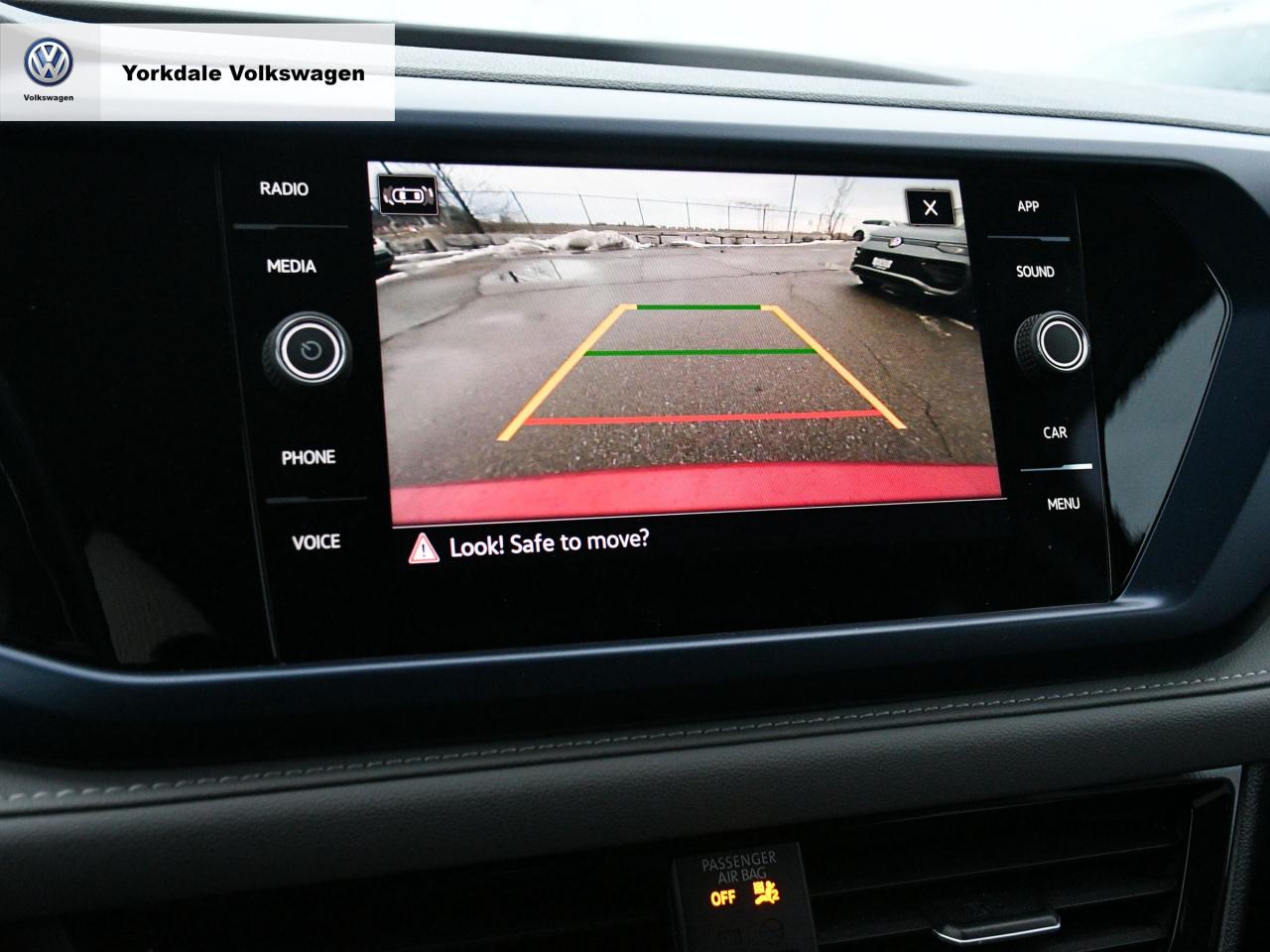 2024 Volkswagen Taos  Photo