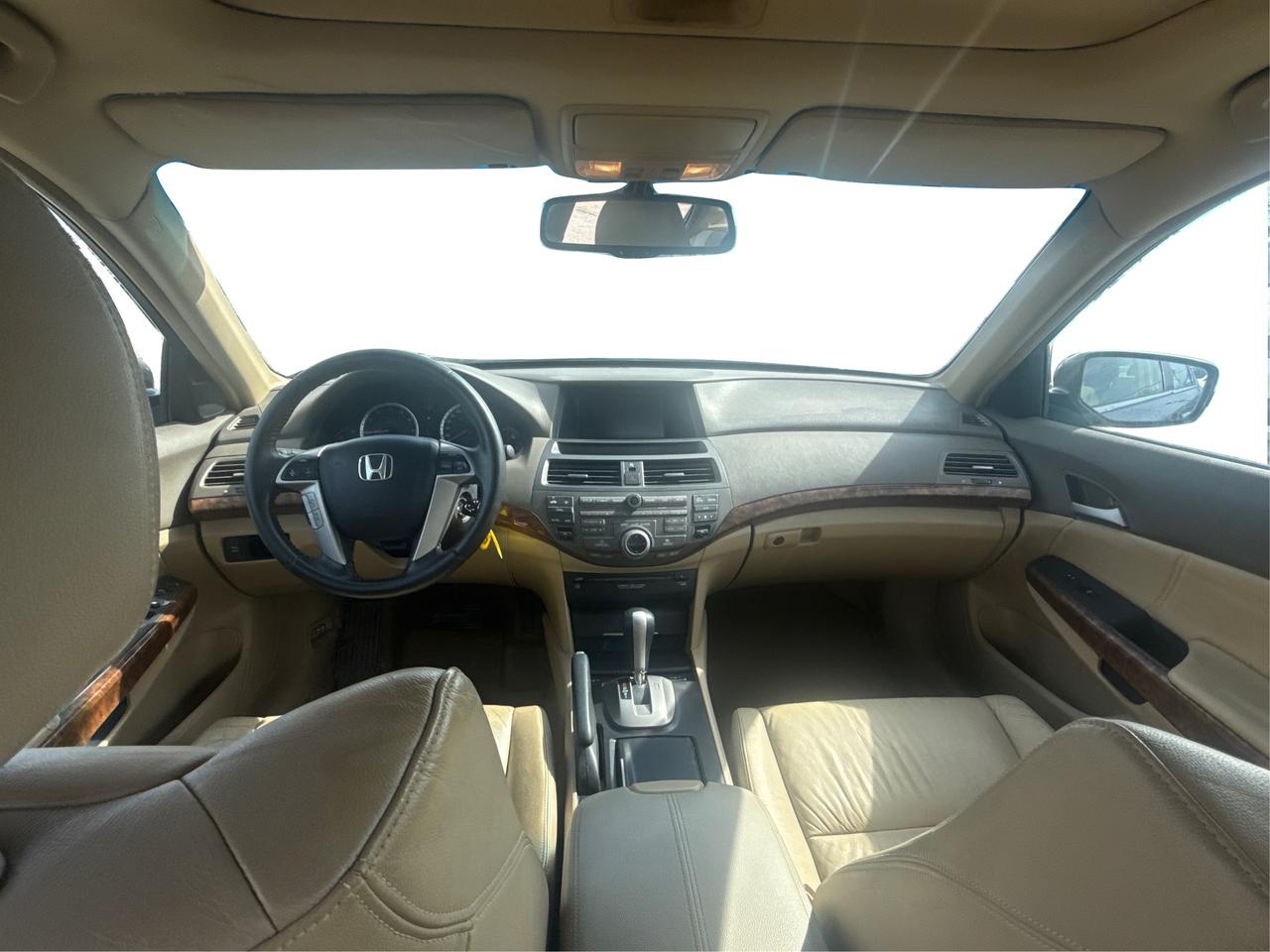 2008 Honda Accord LEATHER SUNROOF HEATED SEATS WE FINANCE ALL CREDIT Photo