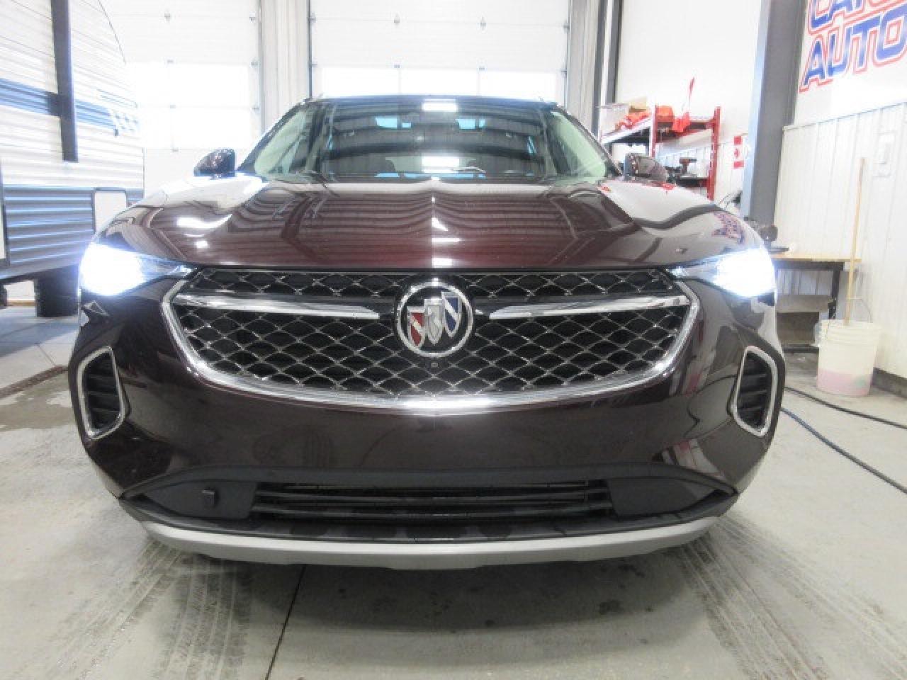 2022 Buick Envision AVENIR AWD, NAV, ROOF, LEATHER, 28K! Photo