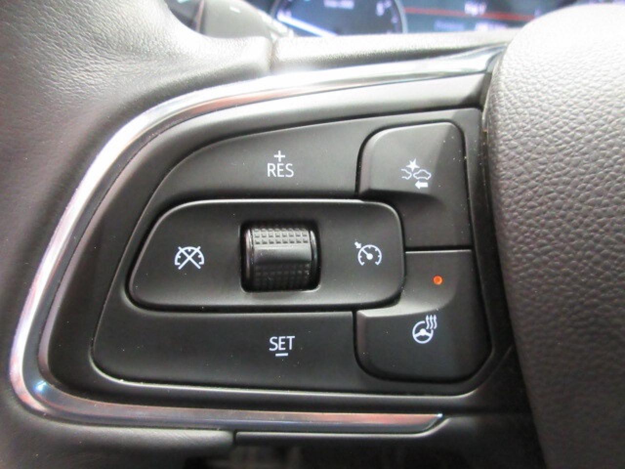 2022 Buick Envision AVENIR AWD, NAV, ROOF, LEATHER, 28K! Photo