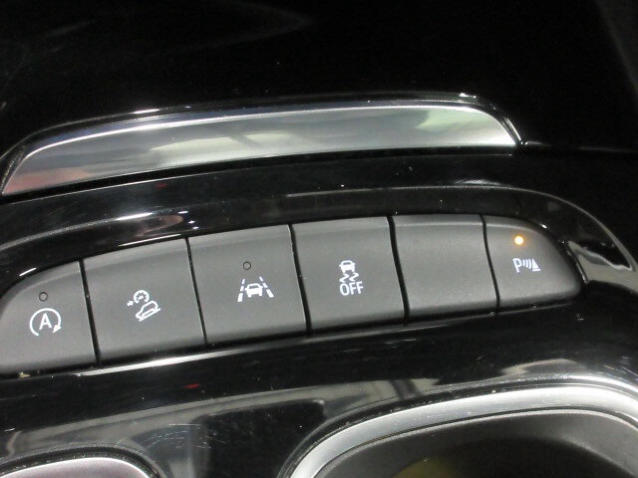 2022 Buick Envision AVENIR AWD, NAV, ROOF, LEATHER, 28K! Photo