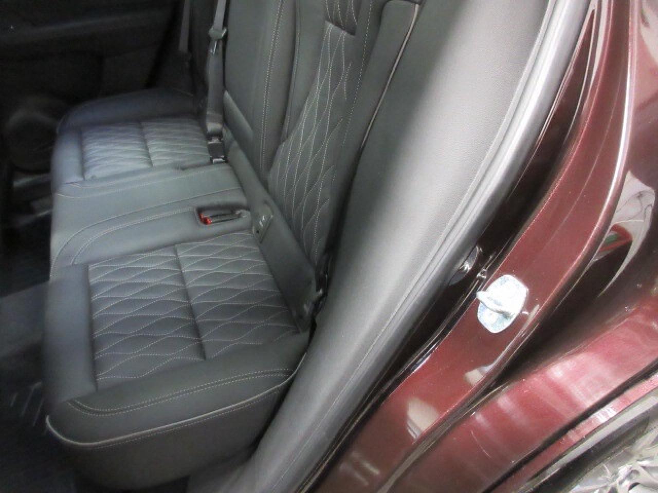 2022 Buick Envision AVENIR AWD, NAV, ROOF, LEATHER, 28K! Photo