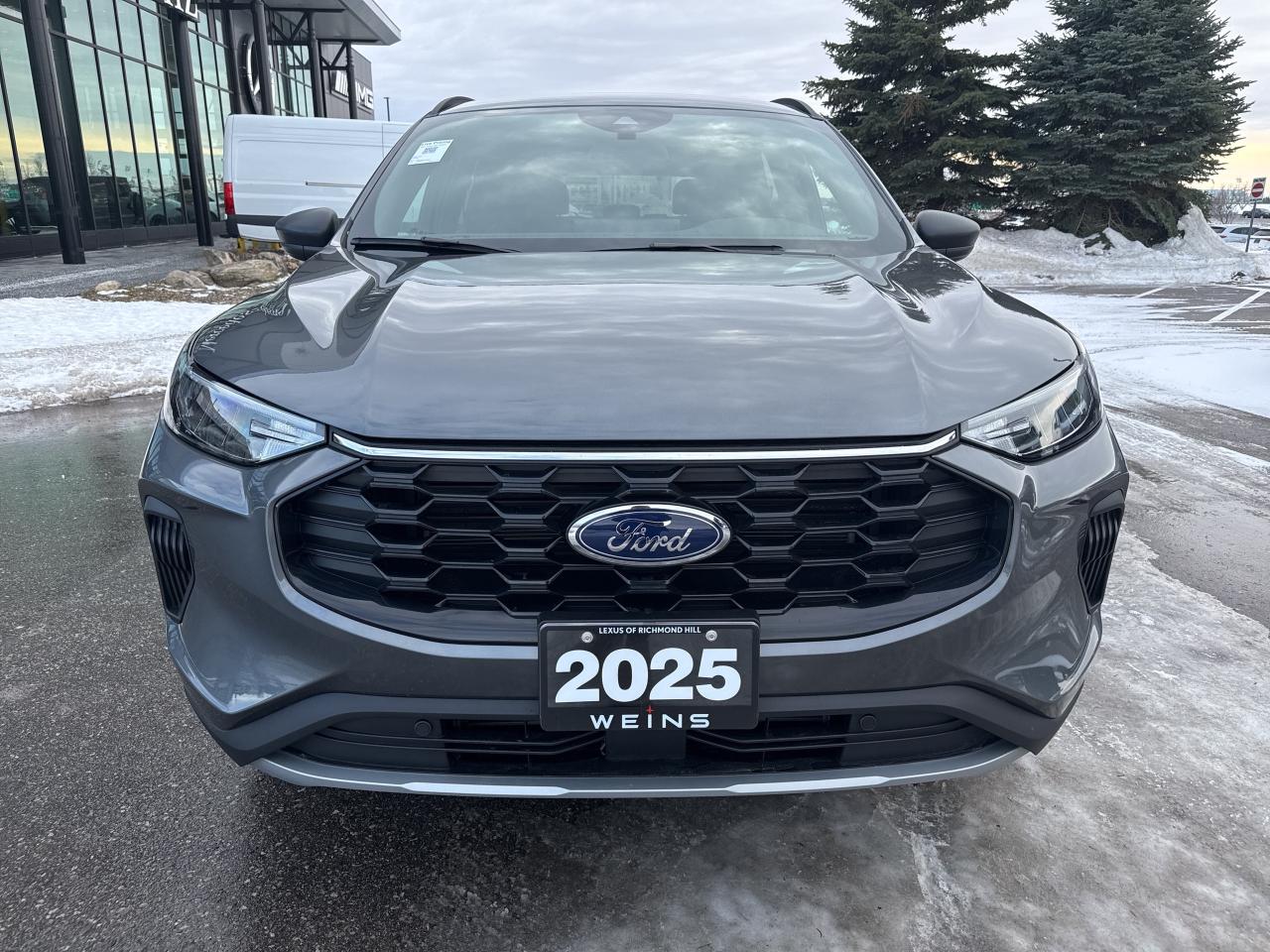 2025 Ford Escape ST-Line AWD Photo