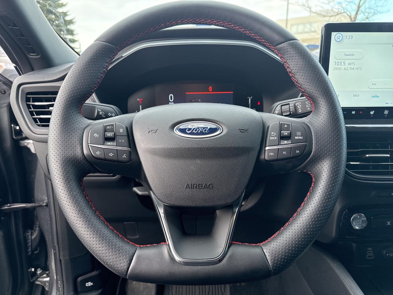 2025 Ford Escape Tech Pkg Cold Weather Pkg B-Cam Navi Photo