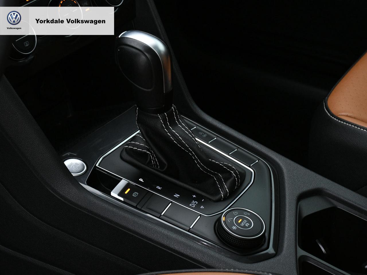 2021 Volkswagen Tiguan 4Motion Photo