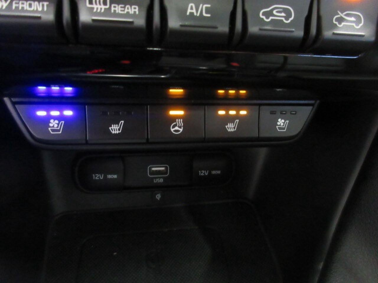 2022 Kia Sportage SX AWD, NAV, ROOF, LEATHER, APPLE/ANDROID, 84K! Photo