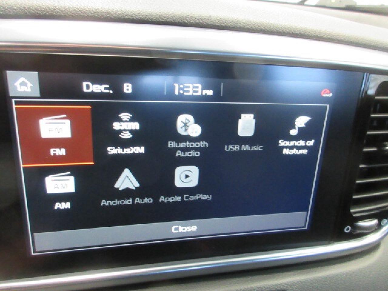 2022 Kia Sportage SX AWD, NAV, ROOF, LEATHER, APPLE/ANDROID, 84K! Photo