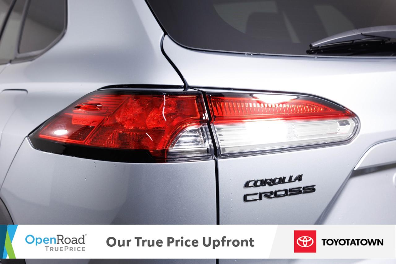 2023 Toyota Corolla Cross SE! CERTIFIED PRE OWNED! ACCIDENT FREE! ELIGIBLE F Photo