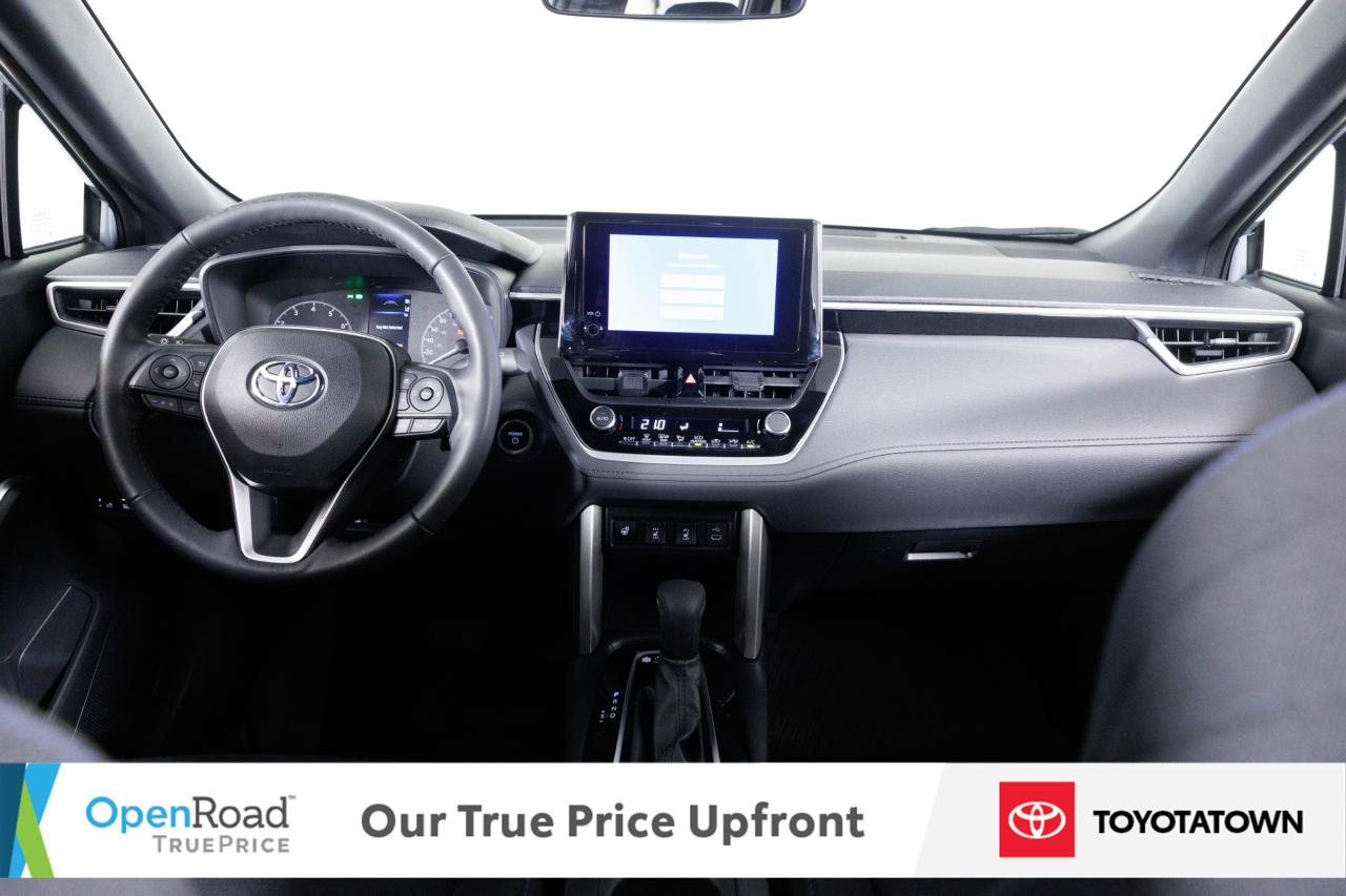 2023 Toyota Corolla Cross SE! CERTIFIED PRE OWNED! ACCIDENT FREE! ELIGIBLE F Photo