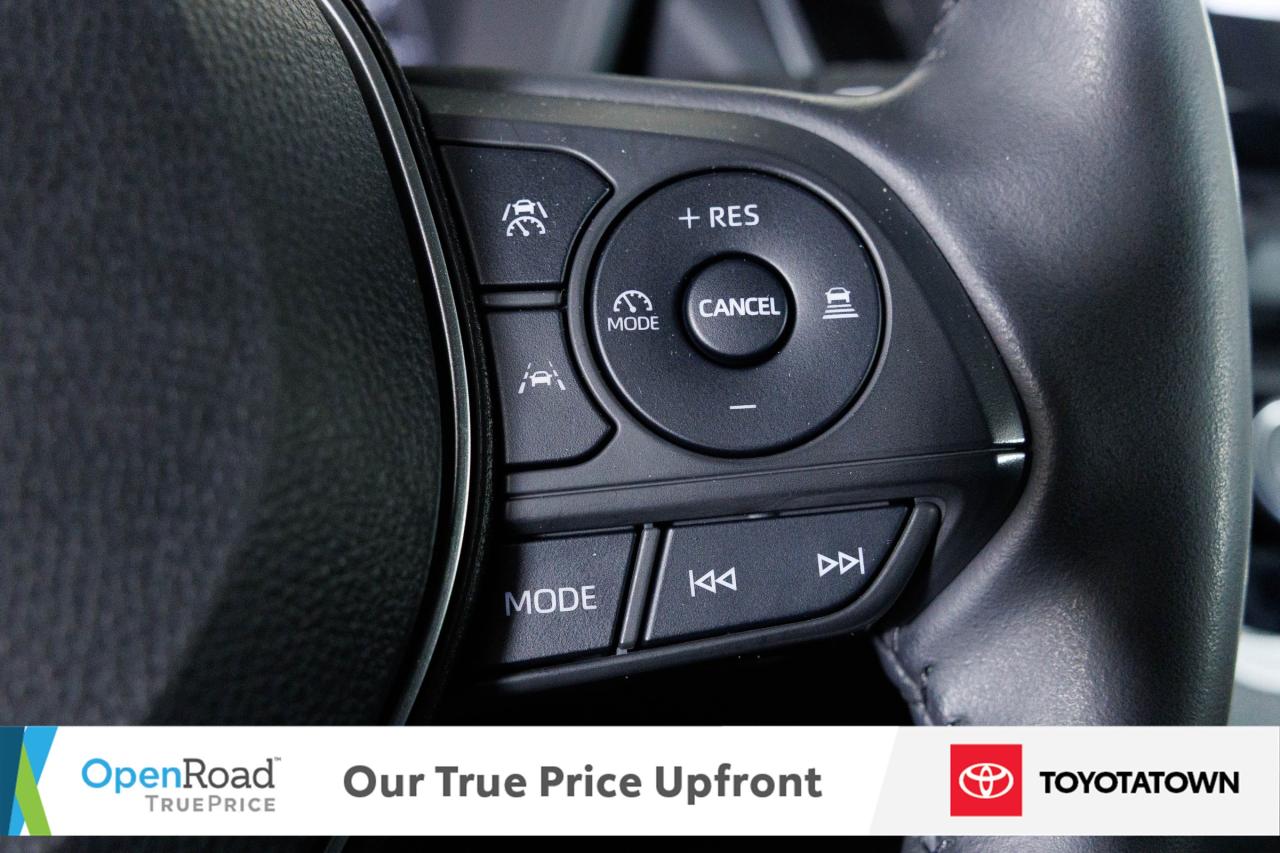 2023 Toyota Corolla Cross SE! CERTIFIED PRE OWNED! ACCIDENT FREE! ELIGIBLE F Photo