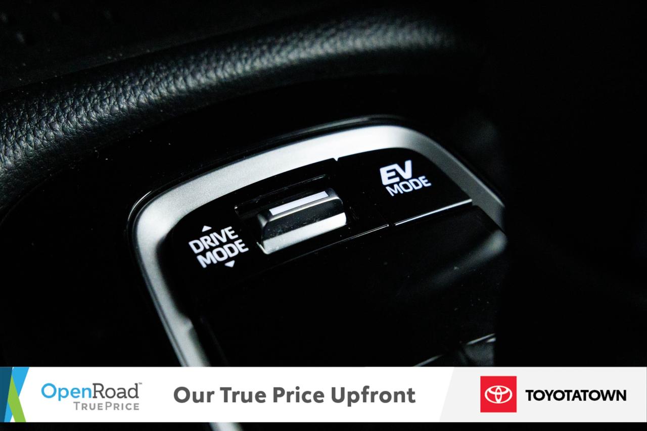 2023 Toyota Corolla Cross SE! CERTIFIED PRE OWNED! ACCIDENT FREE! ELIGIBLE F Photo