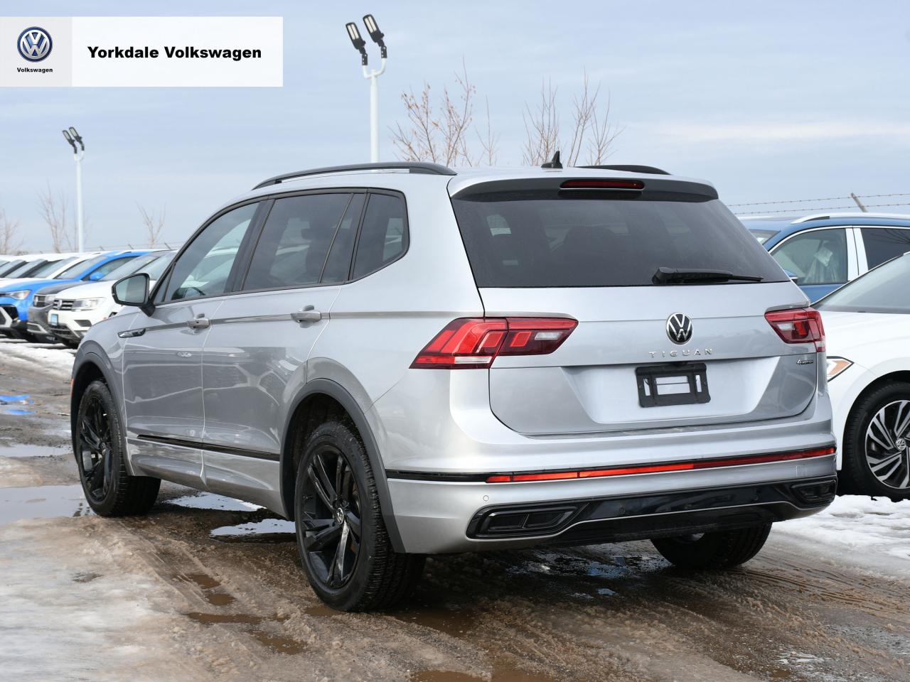 2023 Volkswagen Tiguan  Photo3