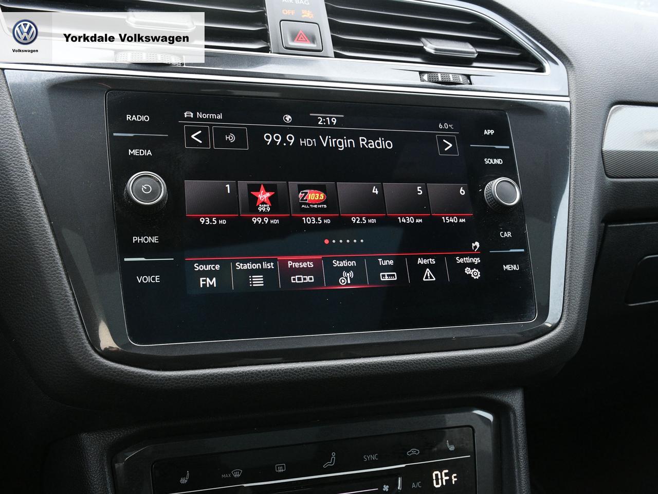 2023 Volkswagen Tiguan  Photo