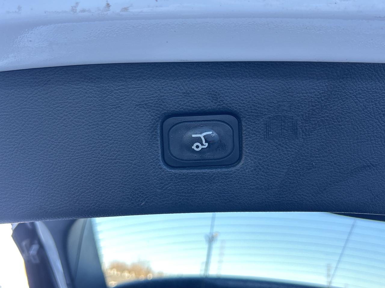 2024 Ford Edge SEL   Clean Carfax Photo