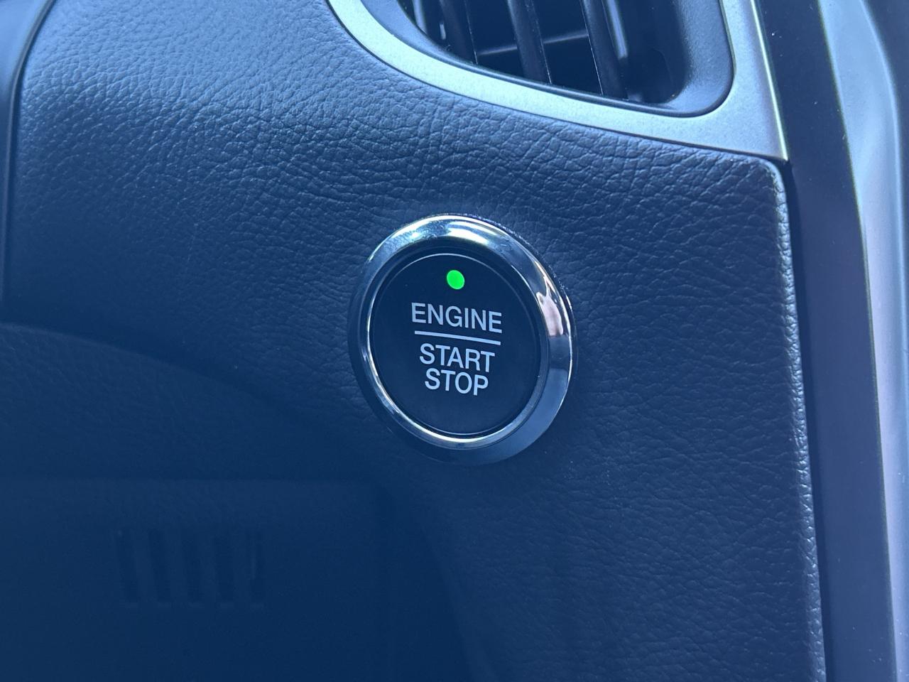 2024 Ford Edge SEL   Clean Carfax Photo