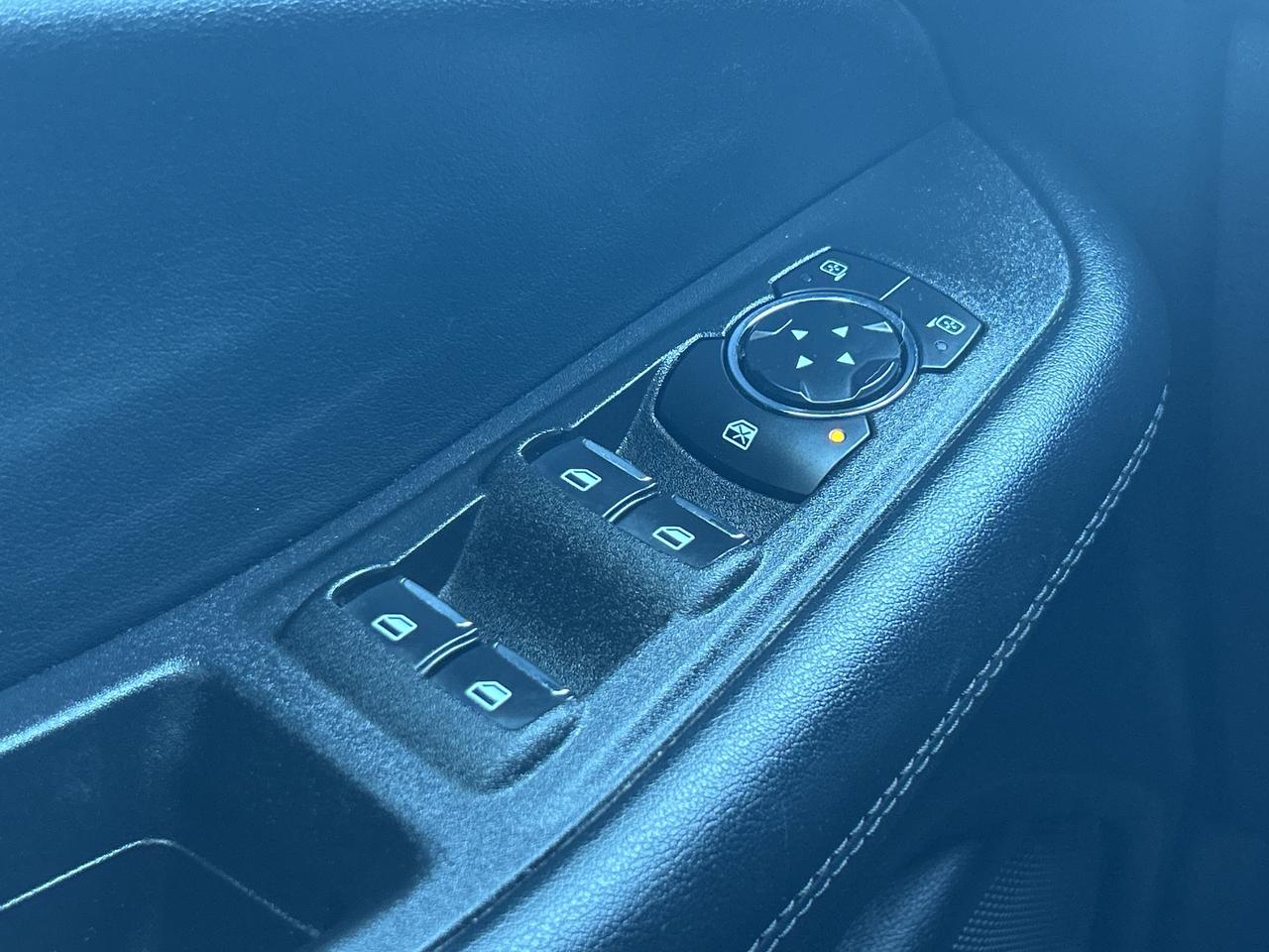 2024 Ford Edge SEL   Clean Carfax Photo