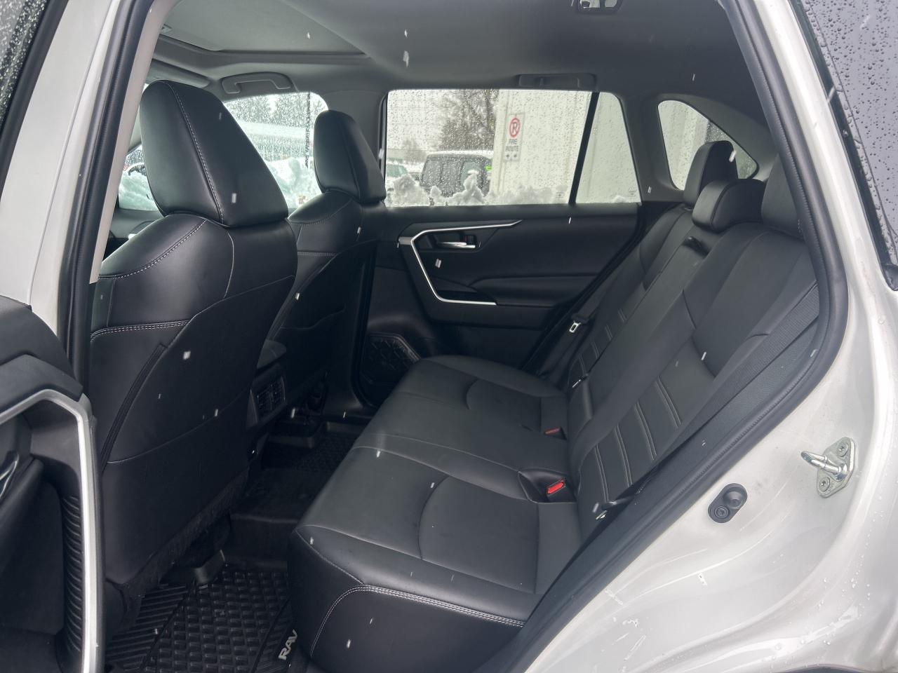 2021 Toyota RAV4 XLE Photo