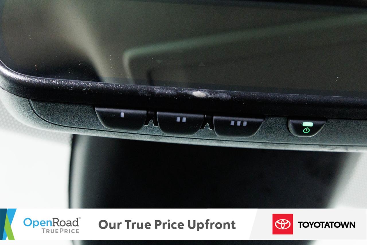 2022 Toyota Highlander XLE! CERTIFIED PRE OWNED! ACCIDENT FREE! ELIGIBLE Photo