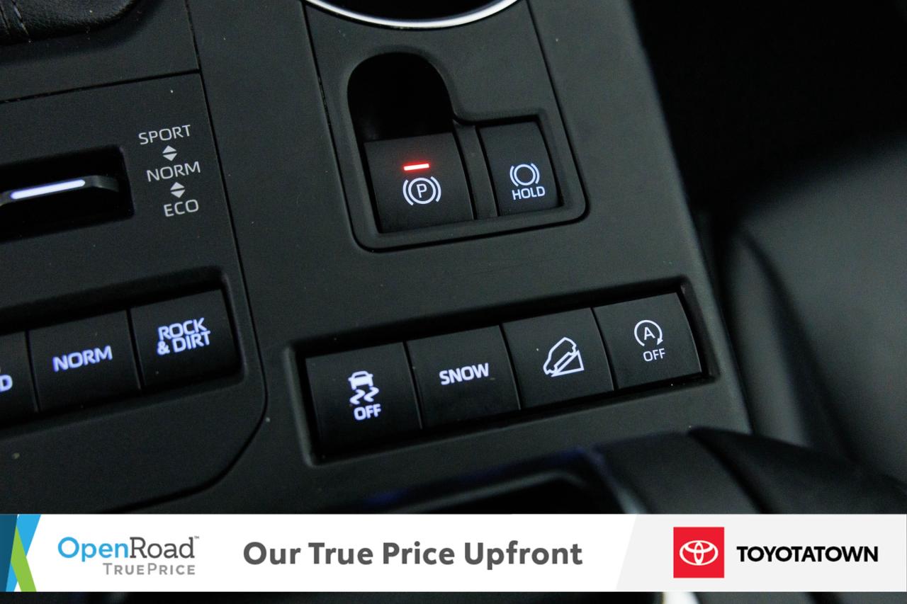 2022 Toyota Highlander XLE! CERTIFIED PRE OWNED! ACCIDENT FREE! ELIGIBLE Photo